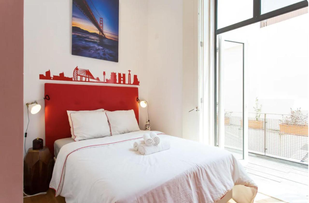 Appartement Beautiful 3-Story House In Chiado With A 40M² Private Terrace à Lisboa Extérieur photo