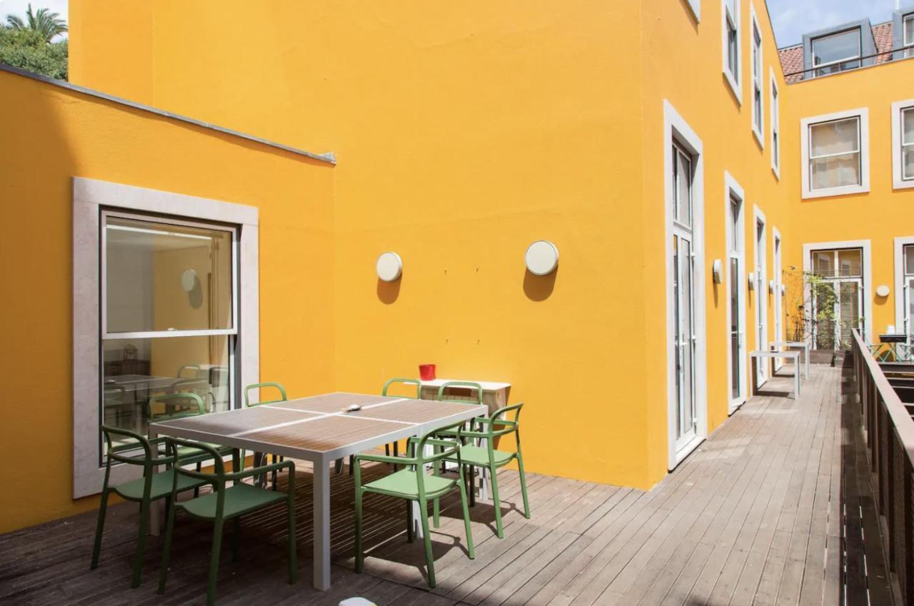 Appartement Beautiful 3-Story House In Chiado With A 40M² Private Terrace à Lisboa Extérieur photo