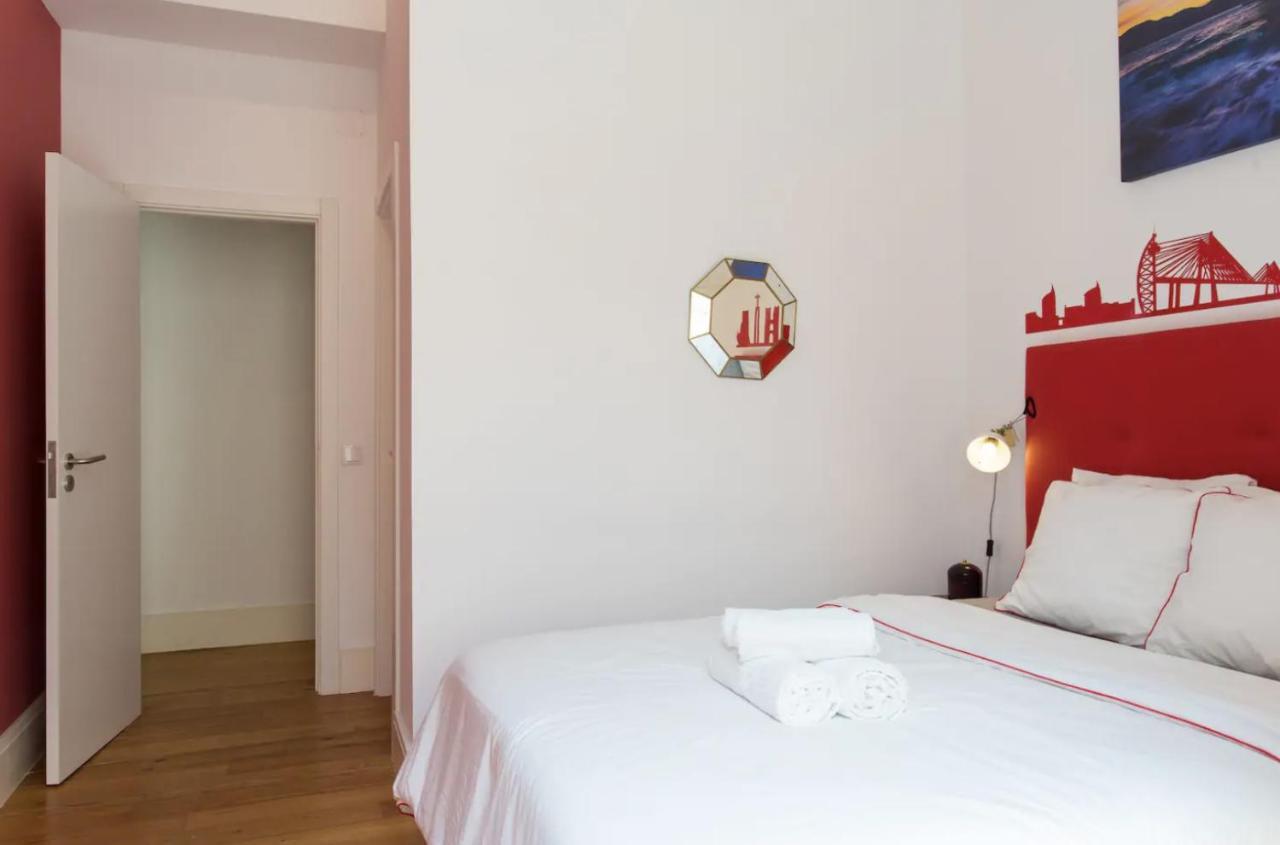 Appartement Beautiful 3-Story House In Chiado With A 40M² Private Terrace à Lisboa Extérieur photo