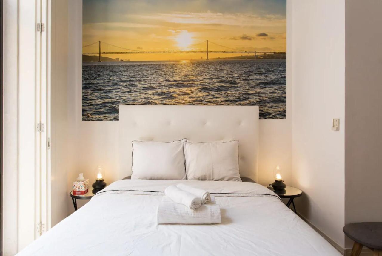Appartement Beautiful 3-Story House In Chiado With A 40M² Private Terrace à Lisboa Extérieur photo