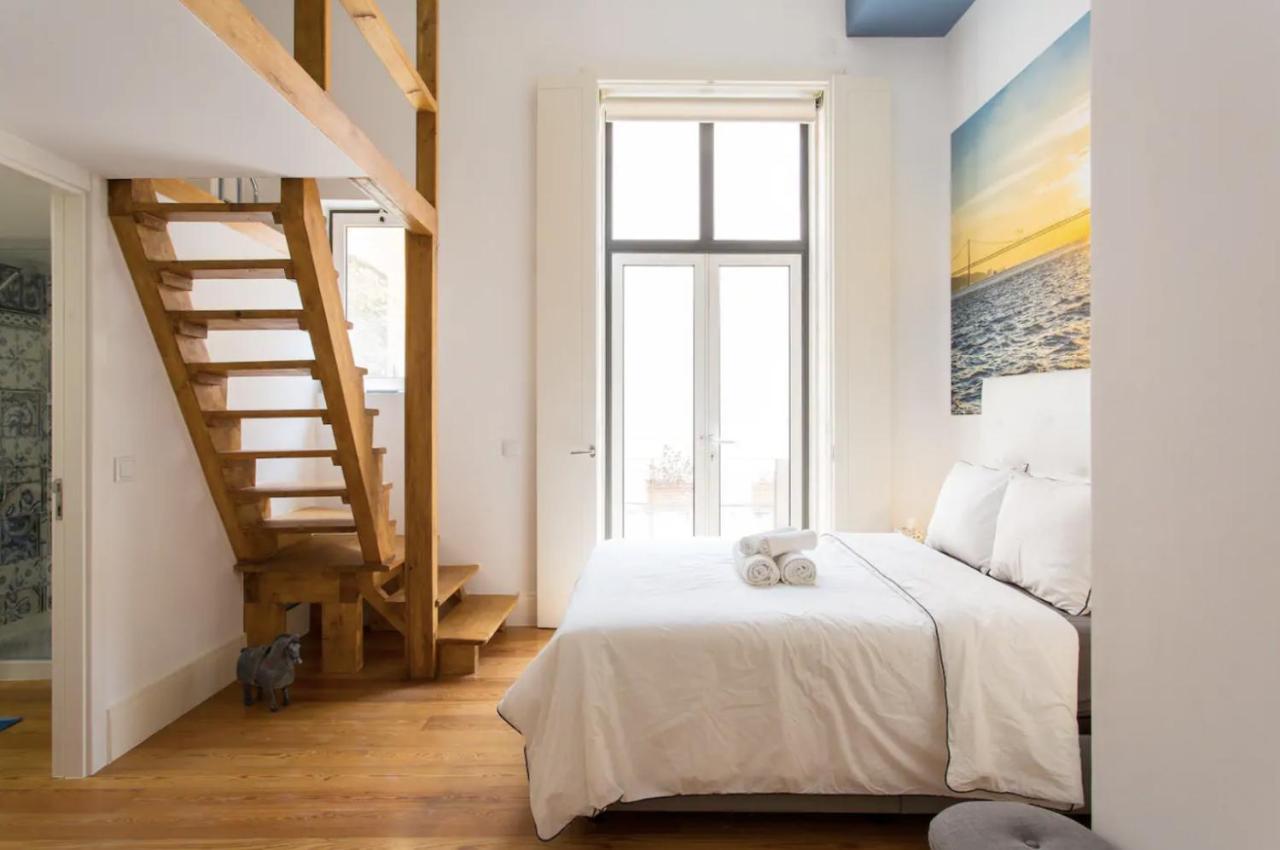 Appartement Beautiful 3-Story House In Chiado With A 40M² Private Terrace à Lisboa Extérieur photo