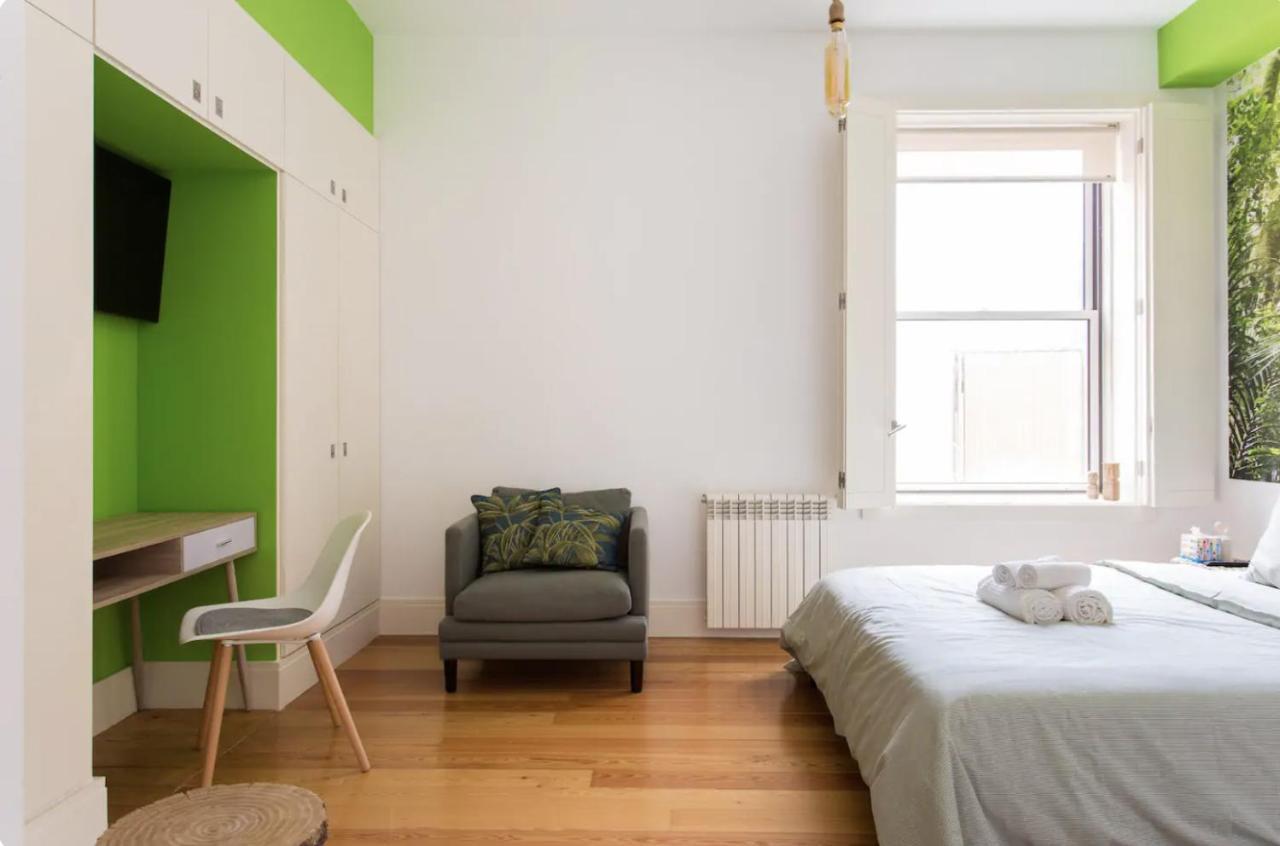 Appartement Beautiful 3-Story House In Chiado With A 40M² Private Terrace à Lisboa Extérieur photo