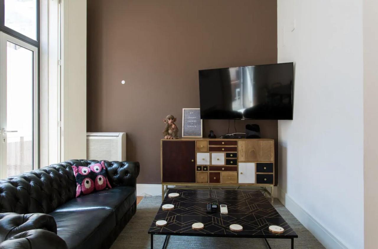 Appartement Beautiful 3-Story House In Chiado With A 40M² Private Terrace à Lisboa Extérieur photo